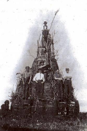 Top of Mauao Fire for WW1 prep